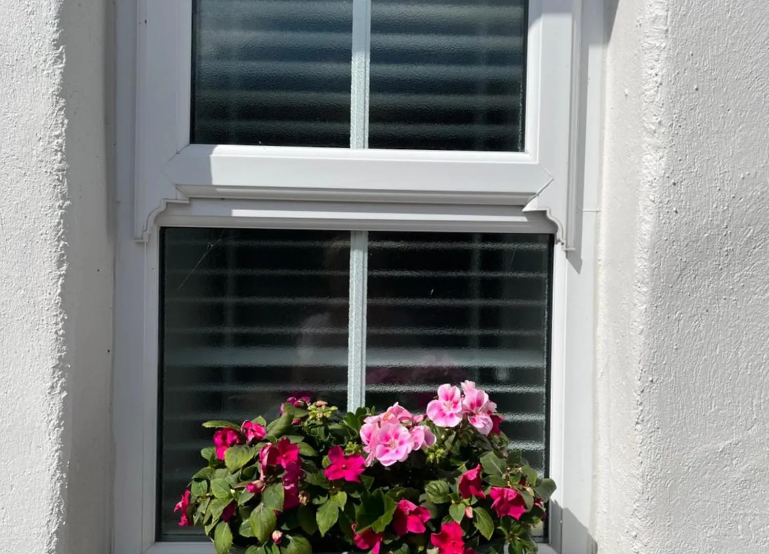 The Cottage At Ashbrook - Charming Country Cottage Near Belfast 0*,  Großbritannien
